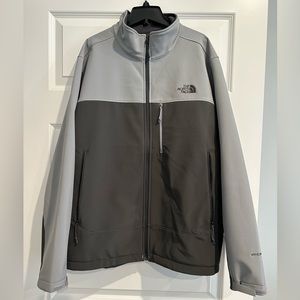 NEW Men’s NorthFace Apex Jacket (XL)